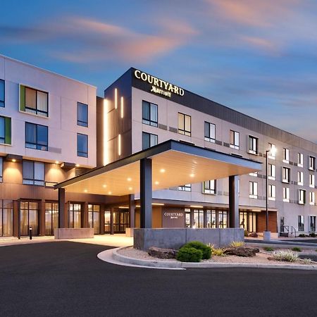 Courtyard By Marriott Cedar City Hotel Екстериор снимка