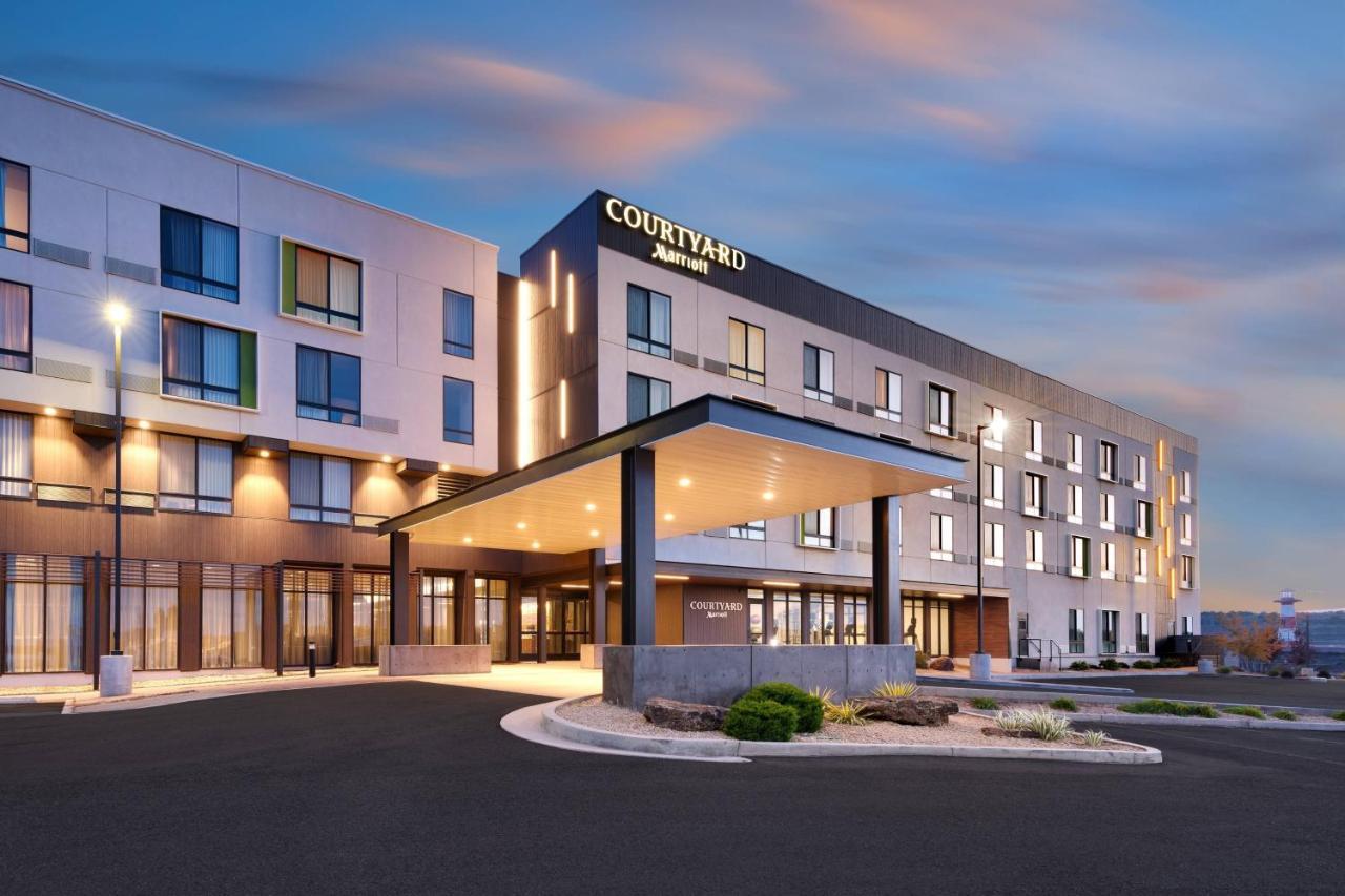 Courtyard By Marriott Cedar City Hotel Екстериор снимка